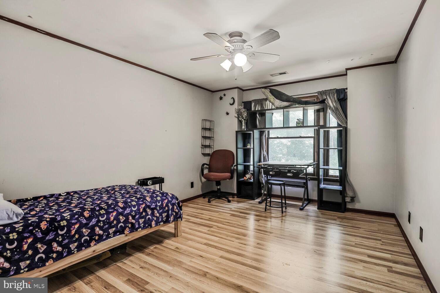 1761 Buckner Road Bumpass, VA 23024 - Photo 39 of 43 a living room with furniture