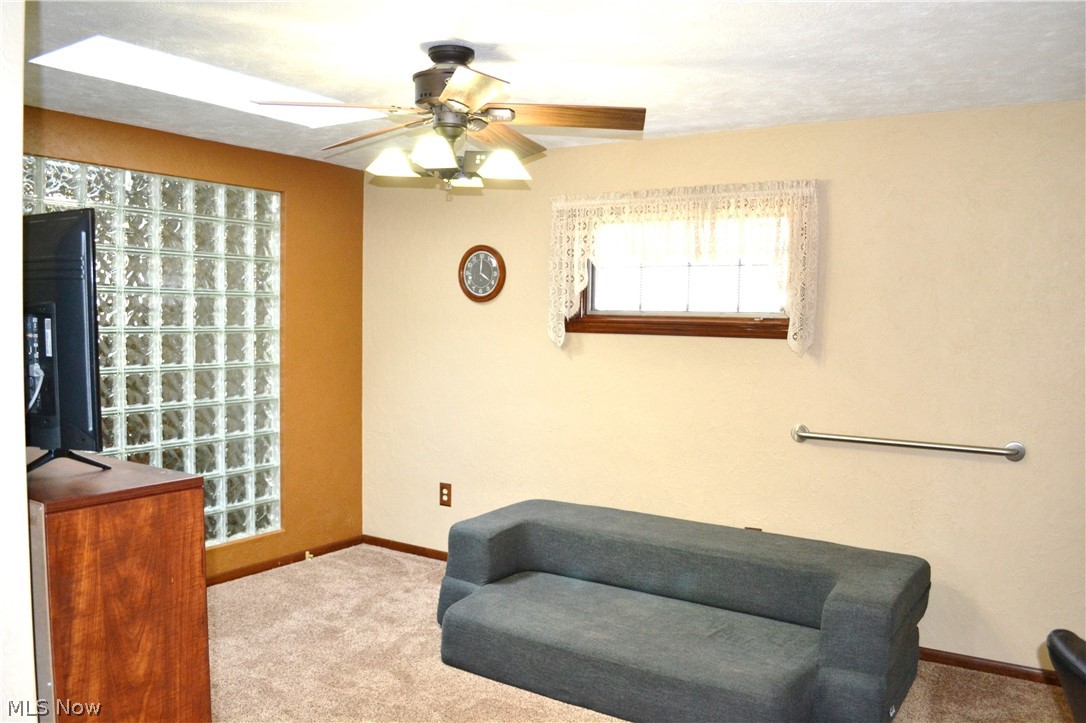 494 Rodgers Road Chester, WV 26034 - Photo 12 of 35