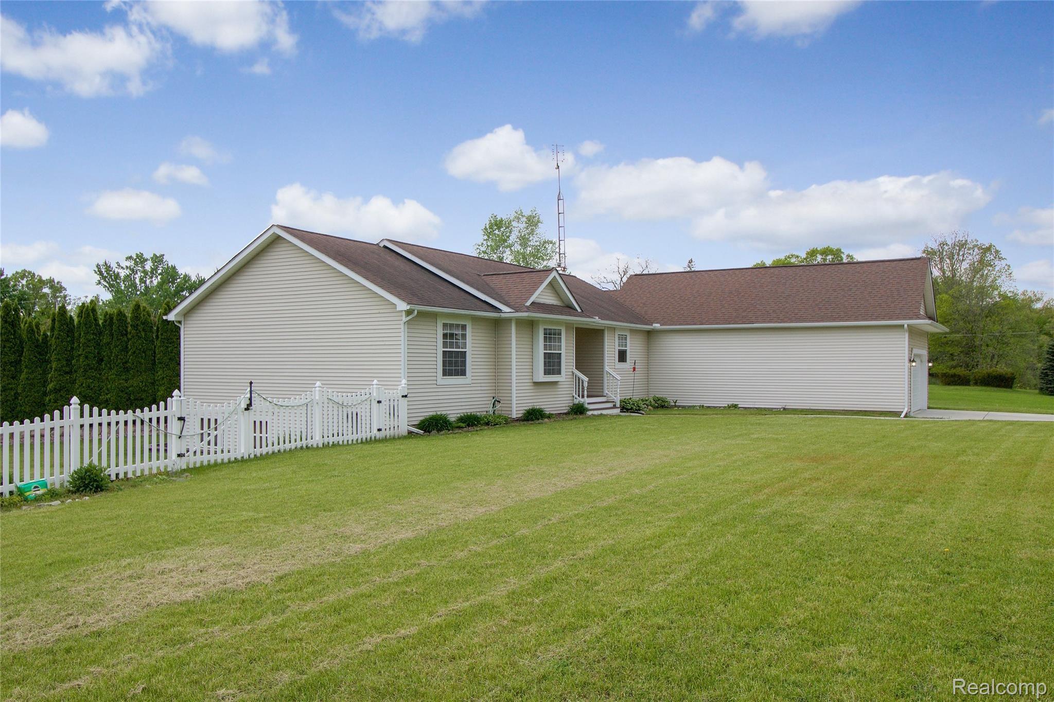 2552 Swarthout Road Pinckney, MI 48169 - Photo 8 of 50 Great setting on a paved road