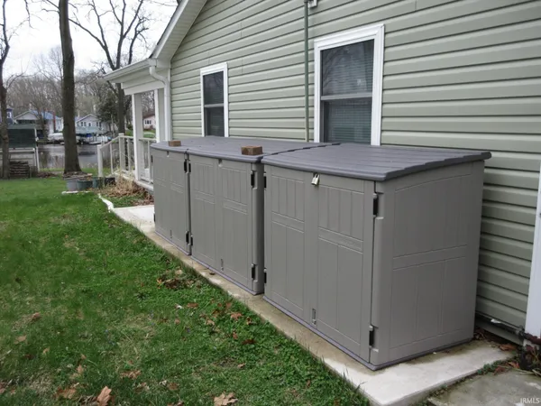 $469,900 | 3102 East McKinley Drive, Monon, IN 47959