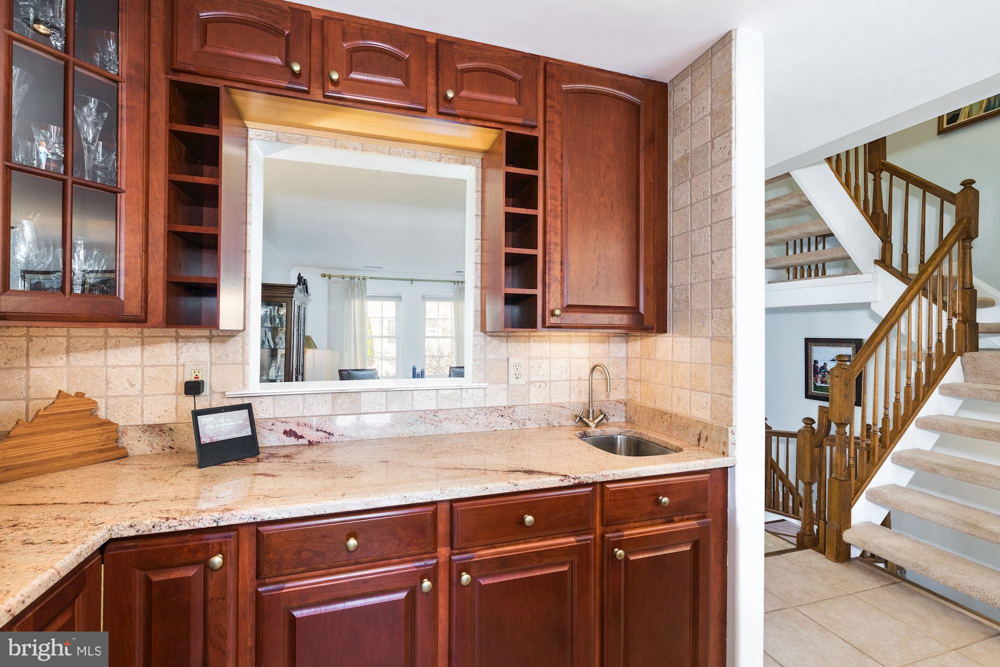 3947 Valley Ridge Drive Fairfax, VA 22033 - Photo 11 of 35