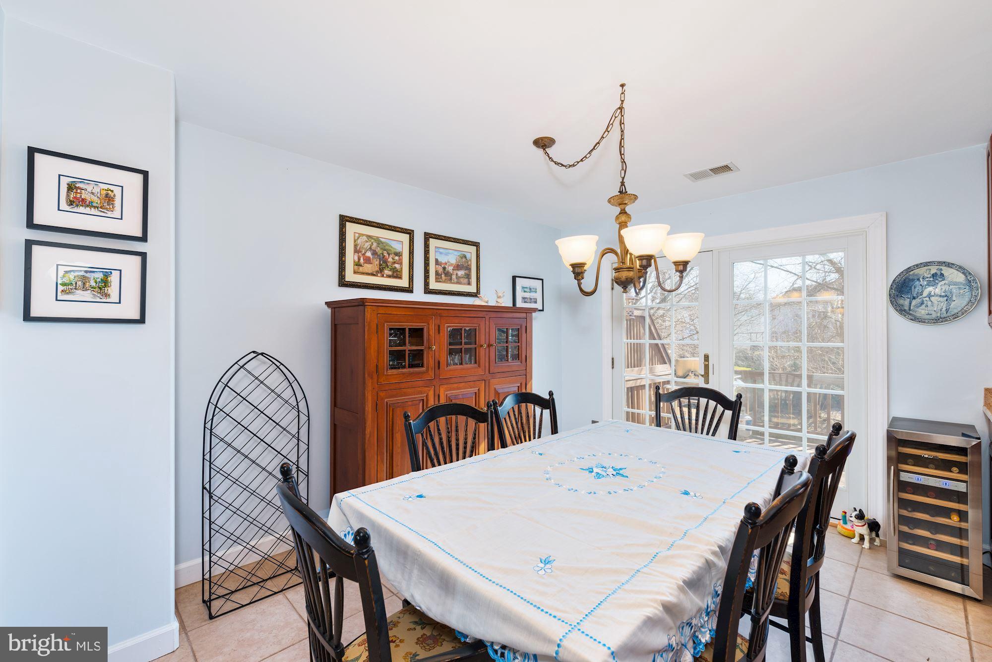 3947 Valley Ridge Drive Fairfax, VA 22033 - Photo 16 of 35
