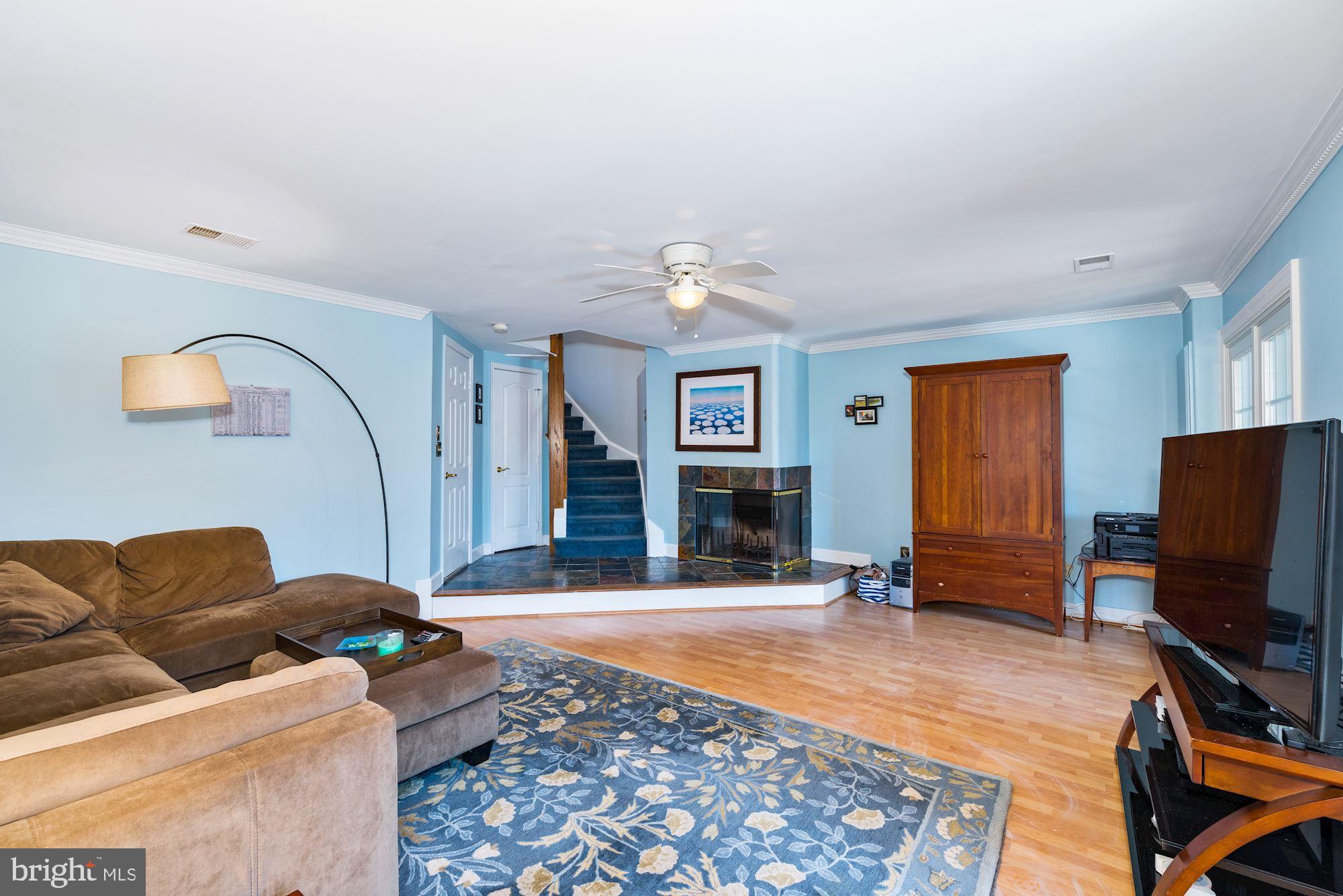 3947 Valley Ridge Drive Fairfax, VA 22033 - Photo 21 of 35