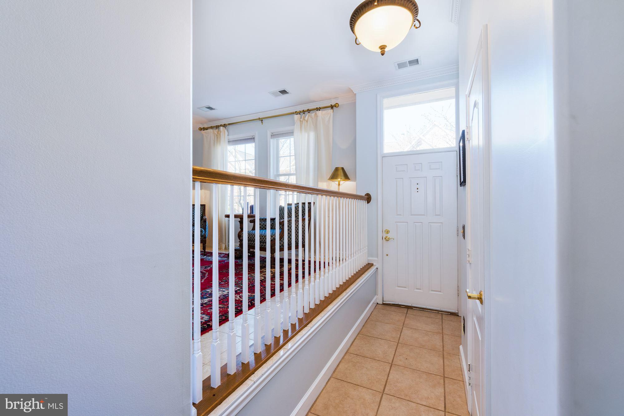 3947 Valley Ridge Drive Fairfax, VA 22033 - Photo 4 of 35