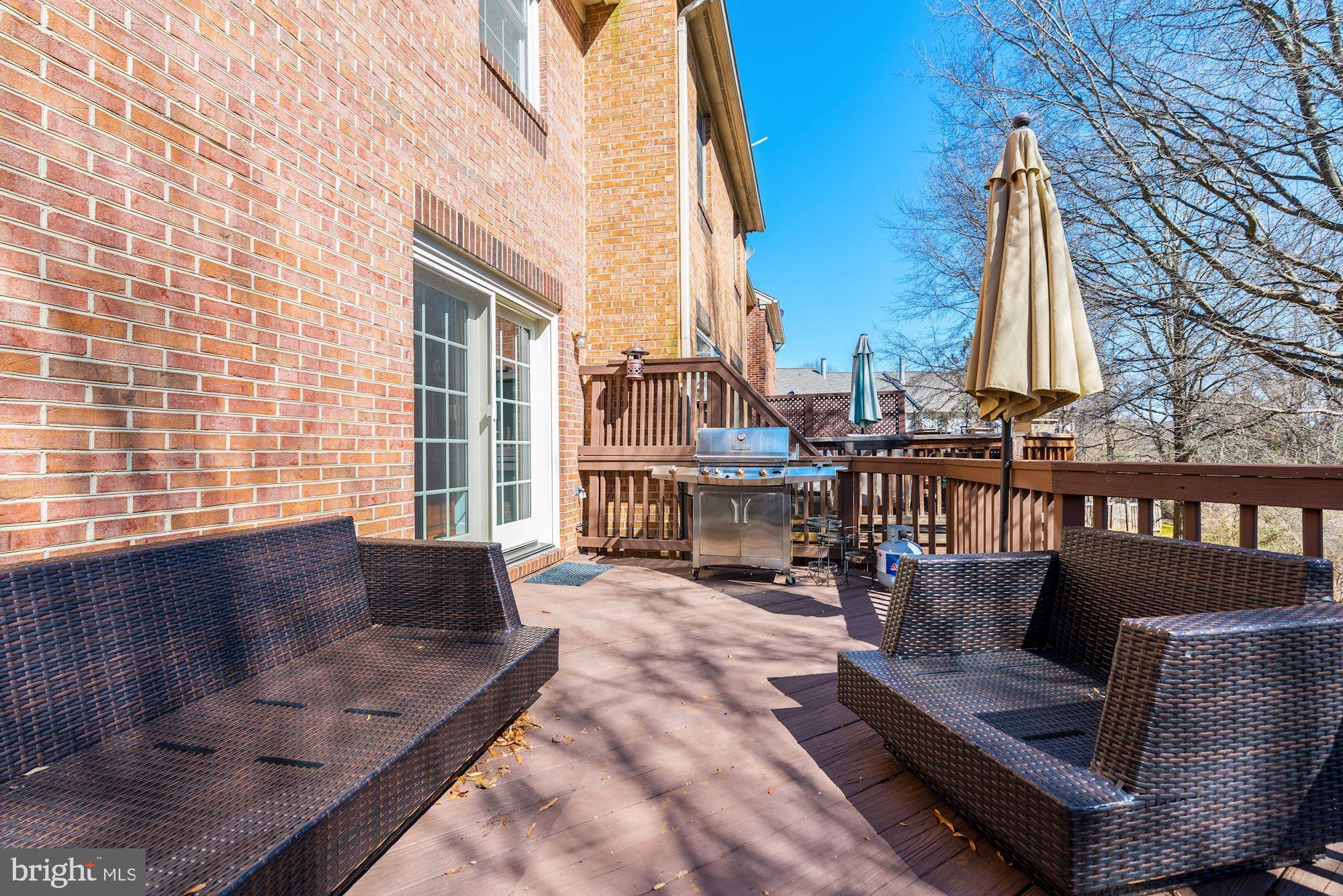 3947 Valley Ridge Drive Fairfax, VA 22033 - Photo 32 of 35