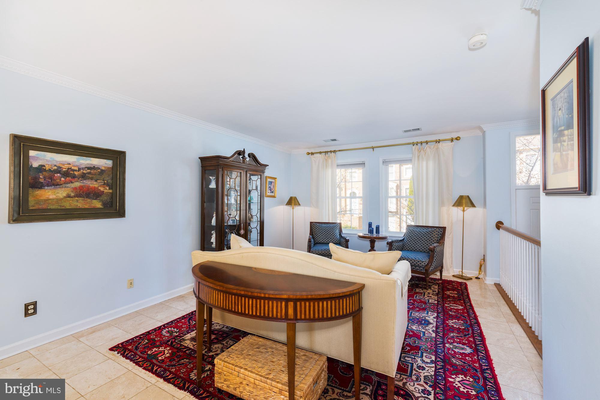 3947 Valley Ridge Drive Fairfax, VA 22033 - Photo 6 of 35