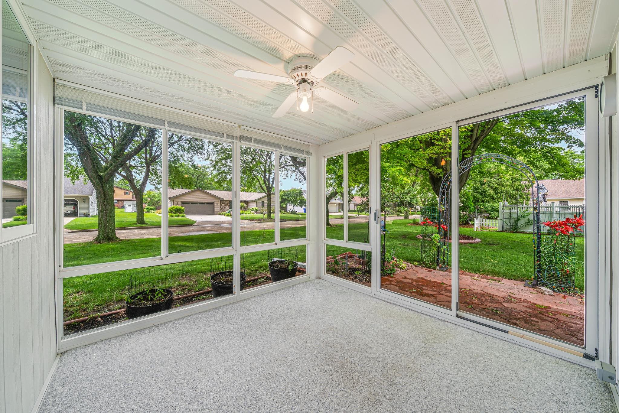 46 Kensington Court Appleton, WI 54915 - Photo 18 of 51