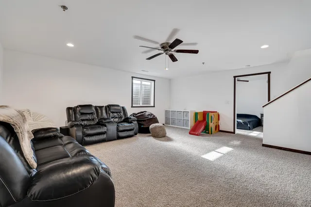 $324,900 | 1810 Prairie Place, Holmen, WI 54636