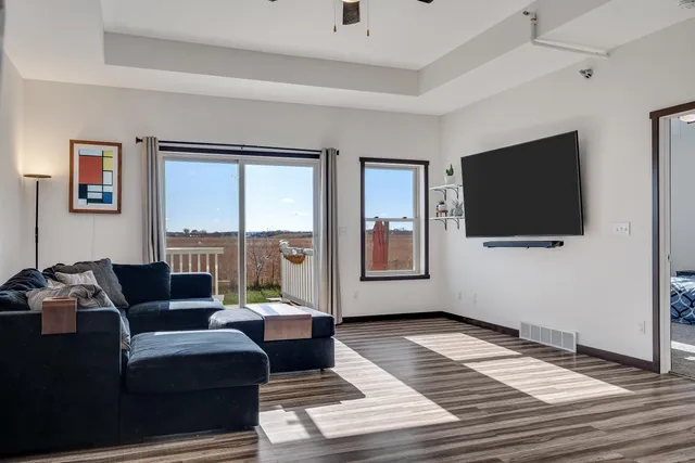 $324,900 | 1810 Prairie Place, Holmen, WI 54636