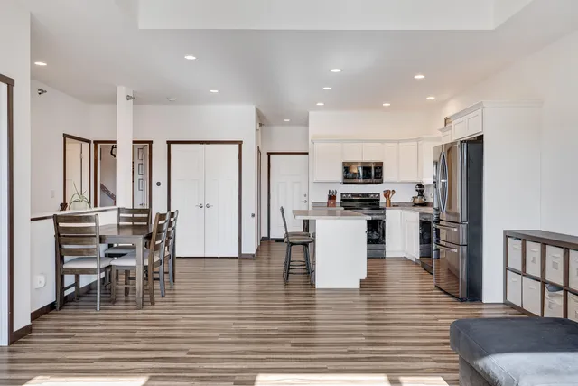 $324,900 | 1810 Prairie Place, Holmen, WI 54636