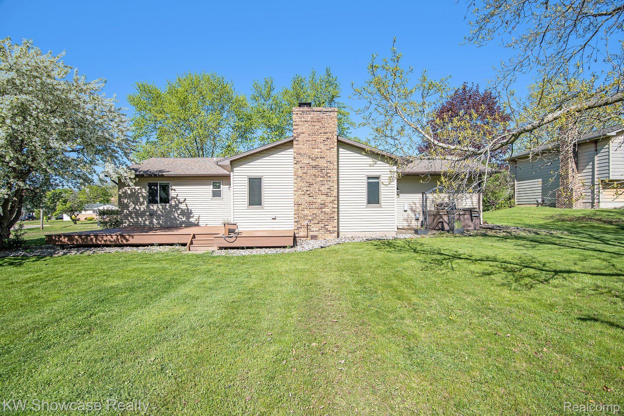 4045 Elms Road Swartz Creek, MI 48473 - Photo 16 of 27