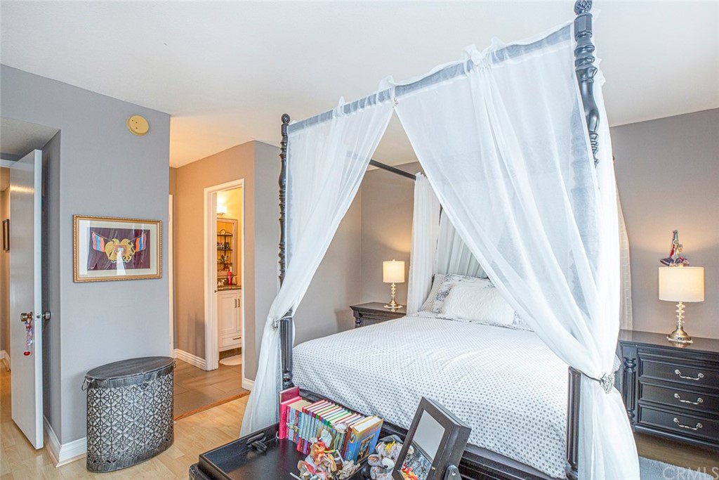 10504 Sunland Boulevard, Unit 5 Sunland, CA 91040 - Photo 19 of 66