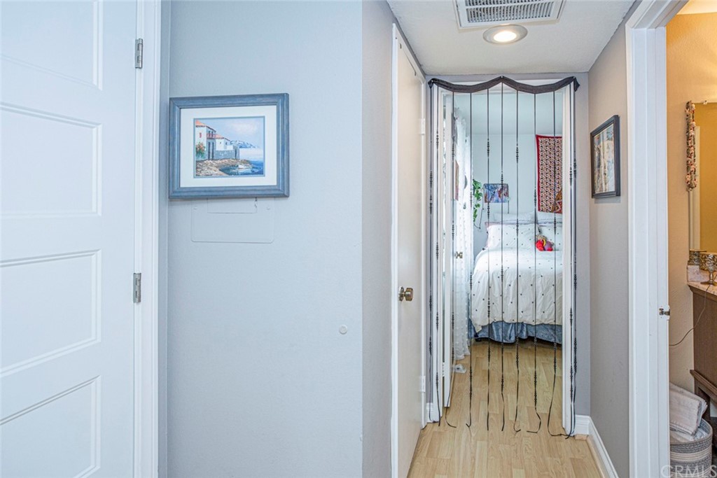 10504 Sunland Boulevard, Unit 5 Sunland, CA 91040 - Photo 24 of 66