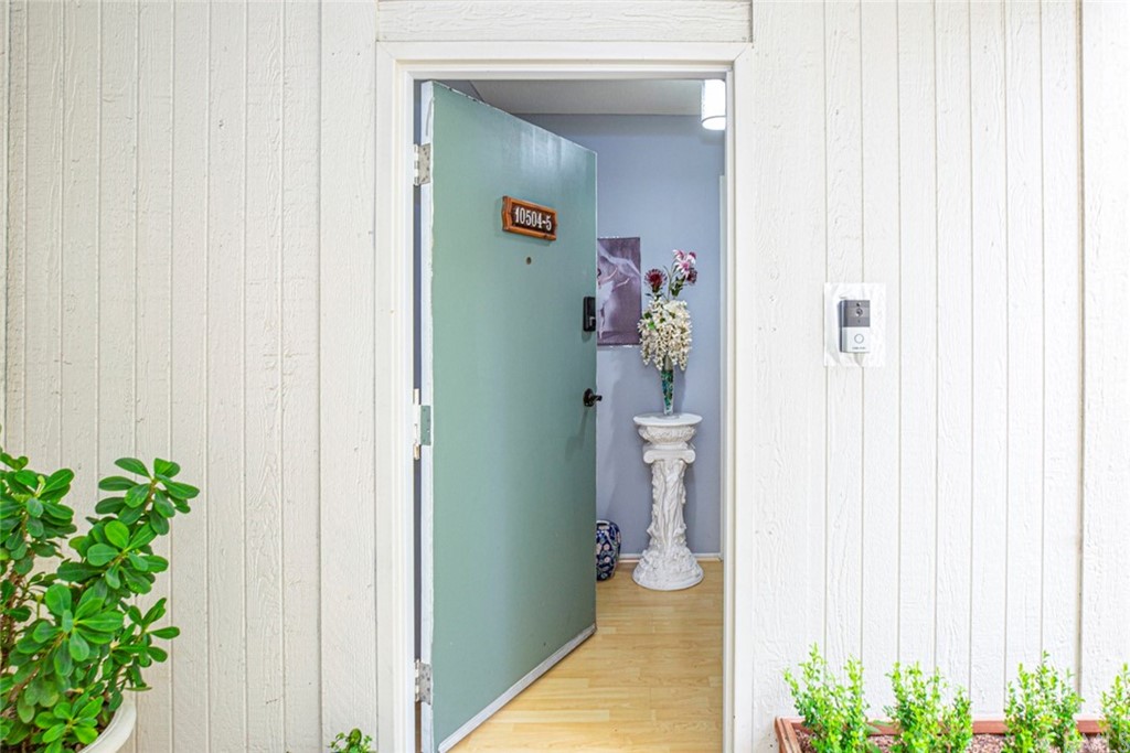 10504 Sunland Boulevard, Unit 5 Sunland, CA 91040 - Photo 3 of 66