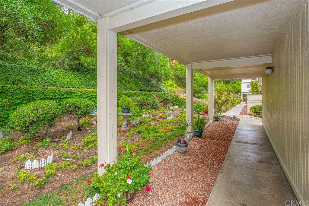 10504 Sunland Boulevard, Unit 5 Sunland, CA 91040 - Photo 38 of 66