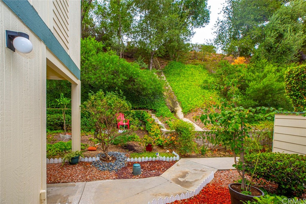 10504 Sunland Boulevard, Unit 5 Sunland, CA 91040 - Photo 45 of 66 a view of a backyard with potted plants