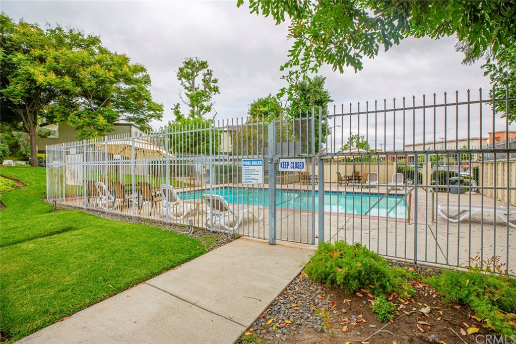 10504 Sunland Boulevard, Unit 5 Sunland, CA 91040 - Photo 53 of 66