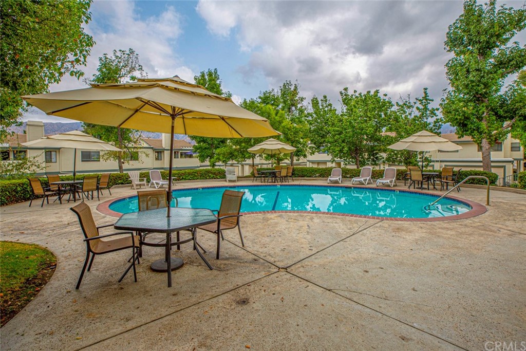 10504 Sunland Boulevard, Unit 5 Sunland, CA 91040 - Photo 56 of 66