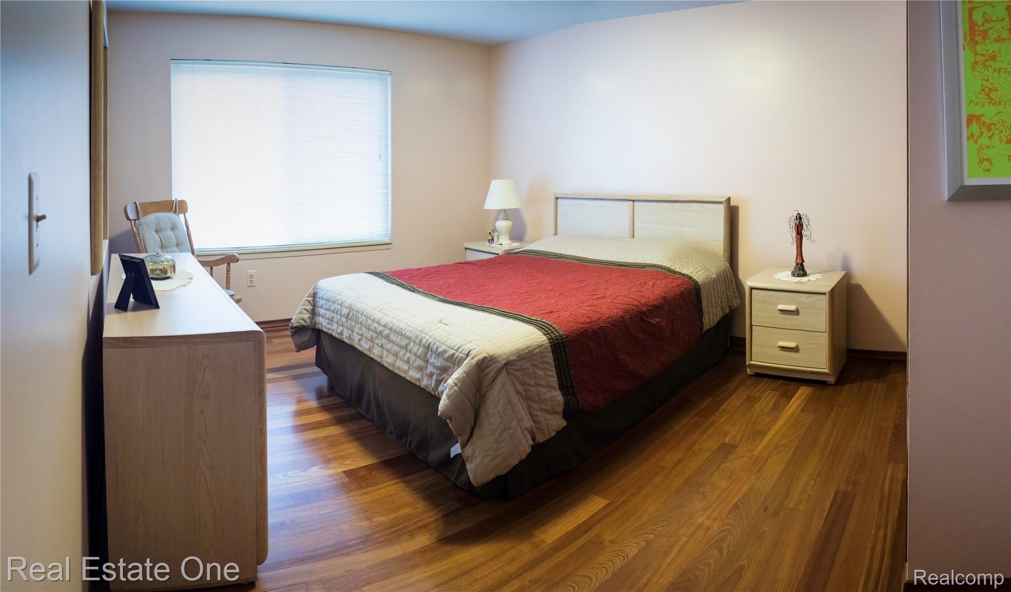 761 Lion Street Rochester, MI 48307 - Photo 16 of 23 Beadroom 3.jpg