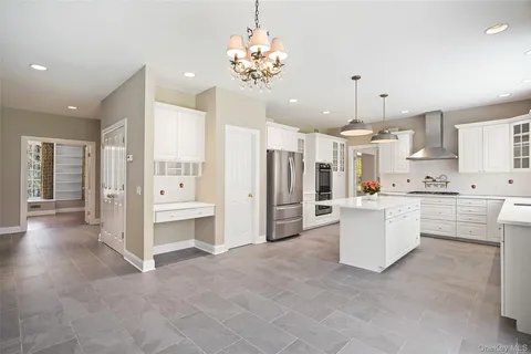 $1,825,000 | 26 Major Tallmadge Lane, Pound Ridge, NY 10576