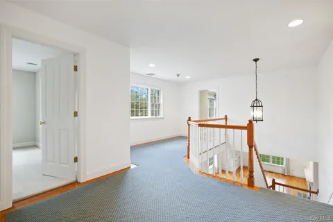 $1,825,000 | 26 Major Tallmadge Lane, Pound Ridge, NY 10576