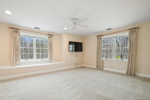 $1,825,000 | 26 Major Tallmadge Lane, Pound Ridge, NY 10576