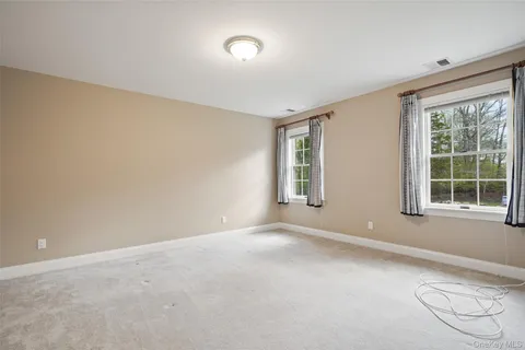 $1,825,000 | 26 Major Tallmadge Lane, Pound Ridge, NY 10576