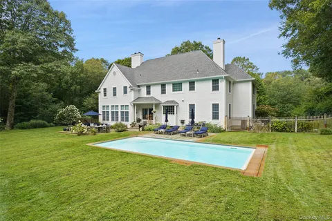 $1,825,000 | 26 Major Tallmadge Lane, Pound Ridge, NY 10576