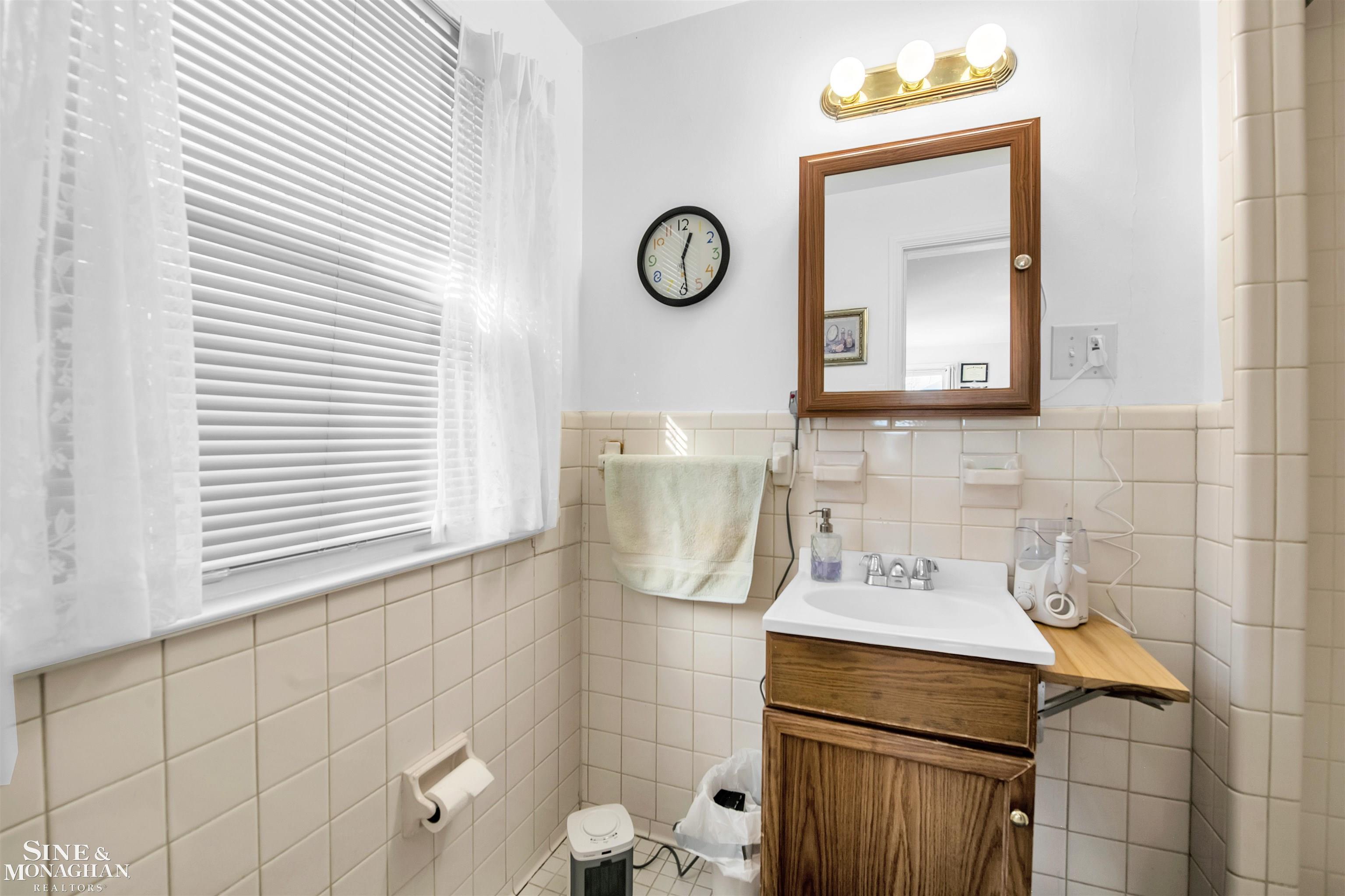 850 Harcourt Road Grosse Pointe, MI 48230 - Photo 43 of 54