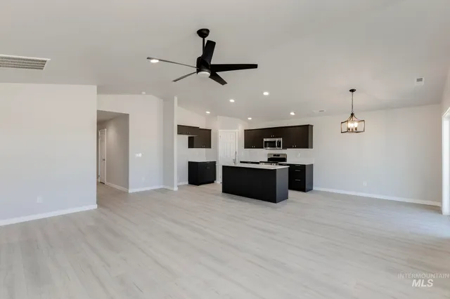 $434,990 | 18460 North Sweet William Avenue, Nampa, ID 83687