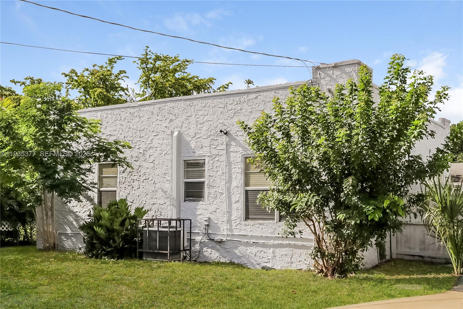 733 Valley Forge Road West Palm Beach, FL 33405 - Photo 14 of 16