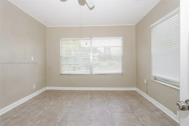 $2,525 | 733 Valley Forge Road, West Palm Beach, FL 33405