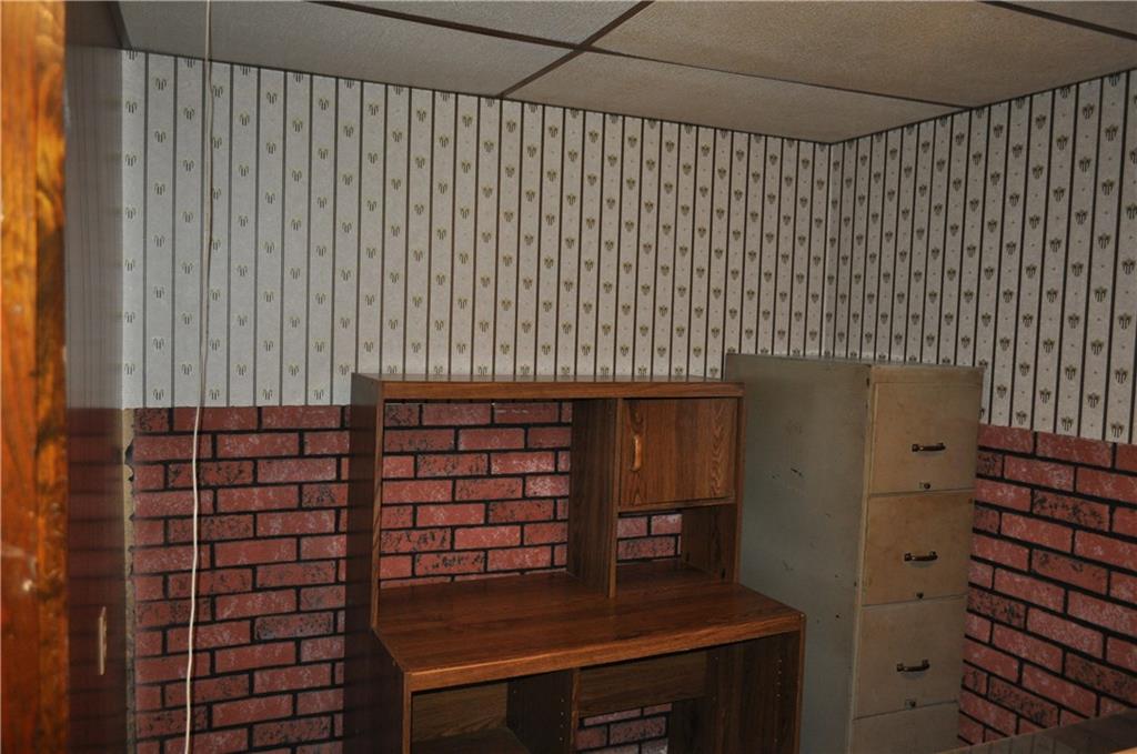 127 Singleton Road Sarver, PA 16055 - Photo 10 of 12 Gallery Image 10