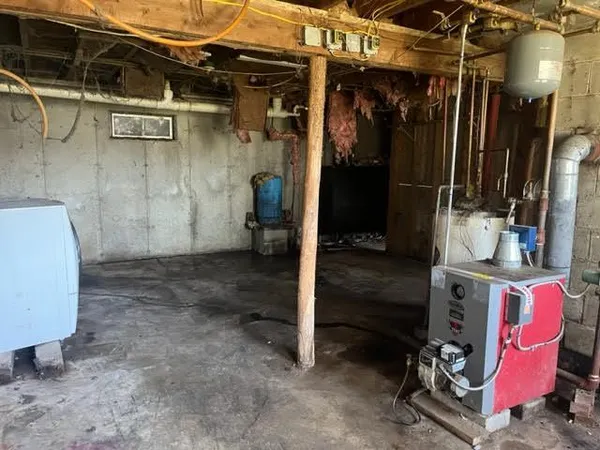 $200,000 | 98 White Schoolhouse Road, Corinth, ME 04427