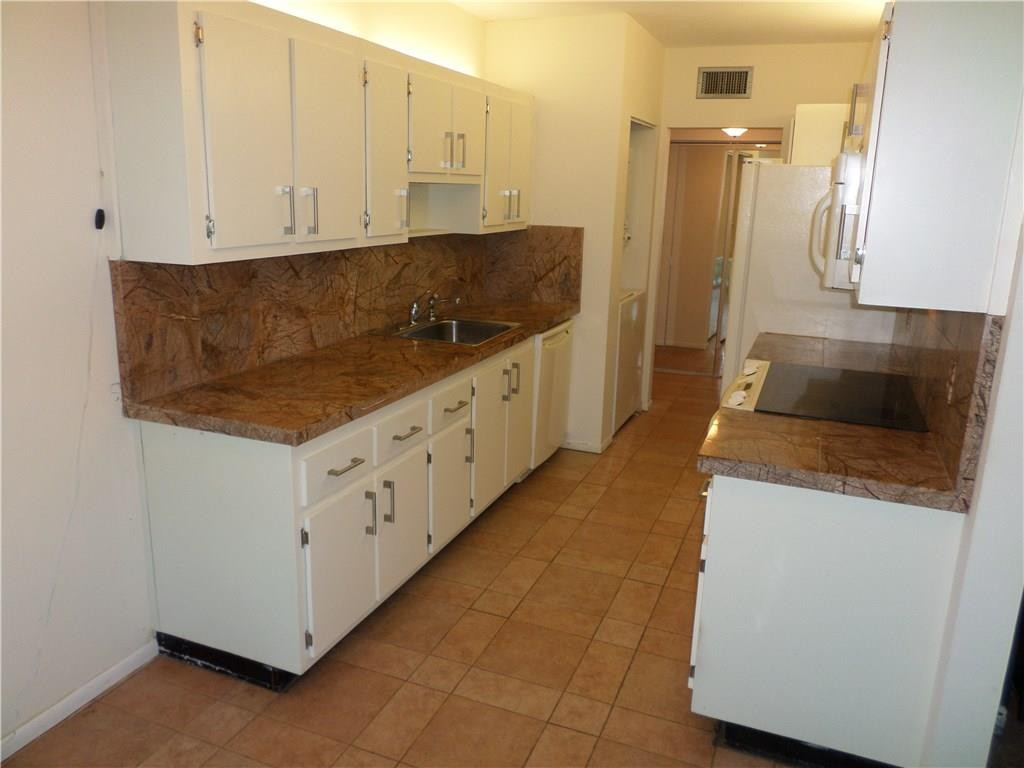 6328 Longboat Lane West, Unit 304 Boca Raton, FL 33433 - Photo 12 of 19 Photo 12