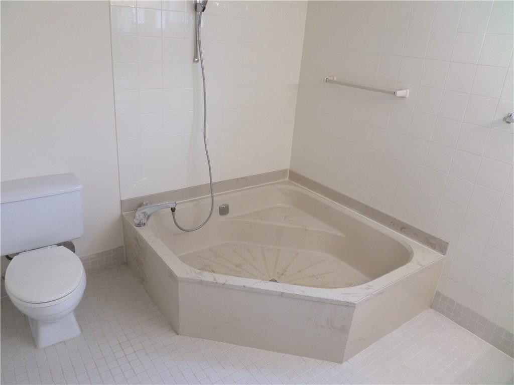 6328 Longboat Lane West, Unit 304 Boca Raton, FL 33433 - Photo 2 of 19 Photo 2