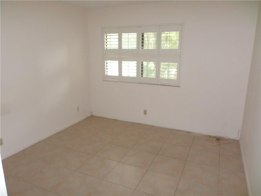 6328 Longboat Lane West, Unit 304 Boca Raton, FL 33433 - Photo 8 of 19 Photo 8