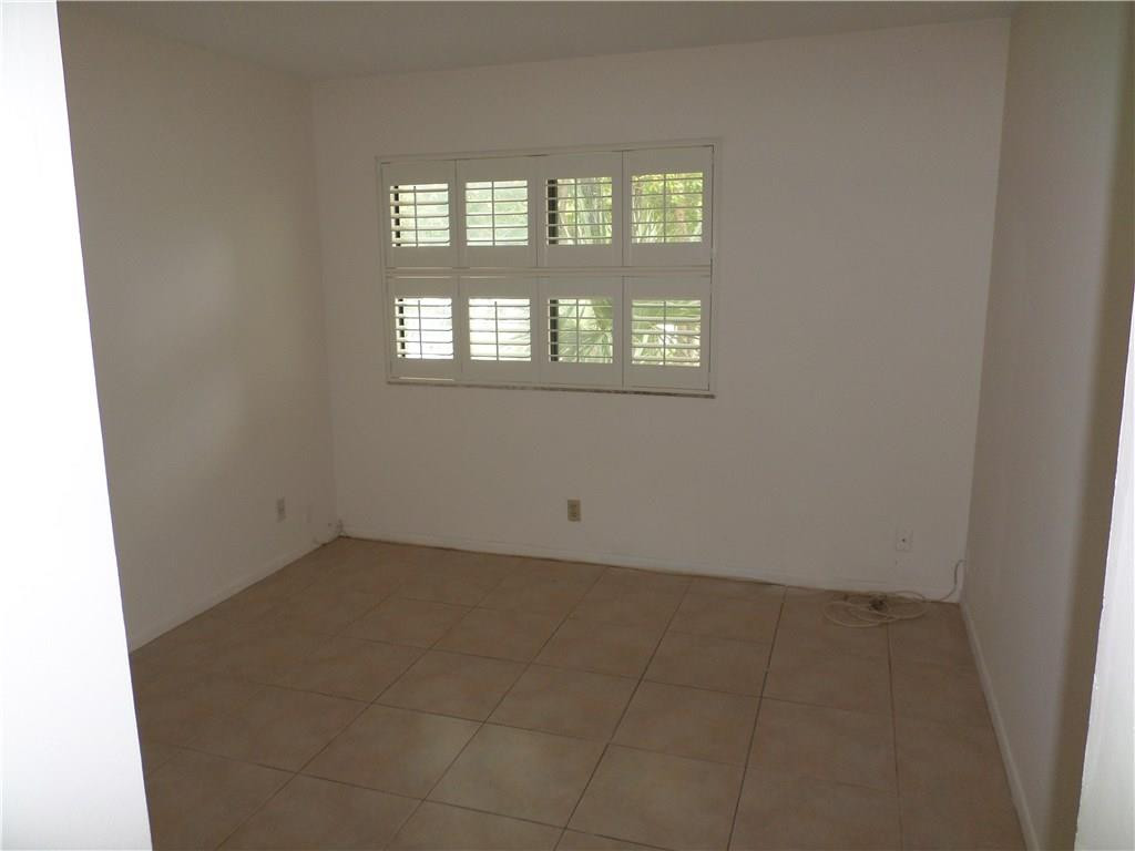6328 Longboat Lane West, Unit 304 Boca Raton, FL 33433 - Photo 9 of 19 Photo 9