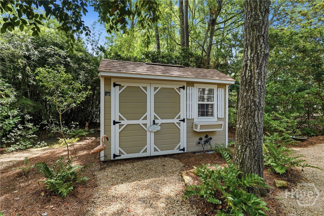 206 Salisbury Road Savannah, GA 31410 - Photo 33 of 34 garden shed