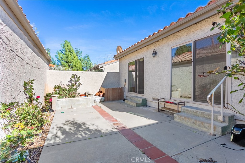 19519 Rinaldi Street, Unit 55 Porter Ranch, CA 91326 - Photo 19 of 20