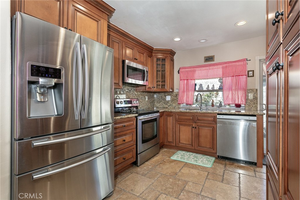 19519 Rinaldi Street, Unit 55 Porter Ranch, CA 91326 - Photo 7 of 20