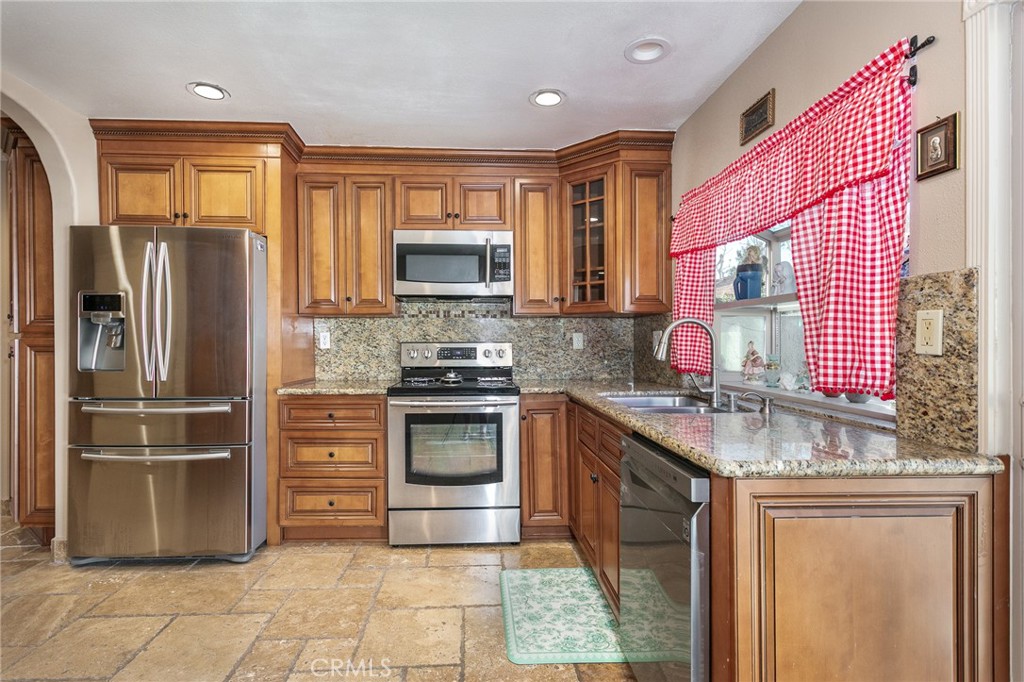 19519 Rinaldi Street, Unit 55 Porter Ranch, CA 91326 - Photo 8 of 20