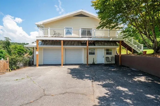 $825,000 | 441 Mull Road, Hiawassee, GA 30546