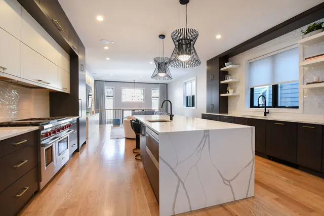 $2,345,000 | 3644 North Bosworth Avenue, Chicago, IL 60613