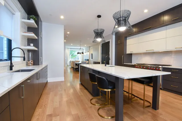 $2,345,000 | 3644 North Bosworth Avenue, Chicago, IL 60613