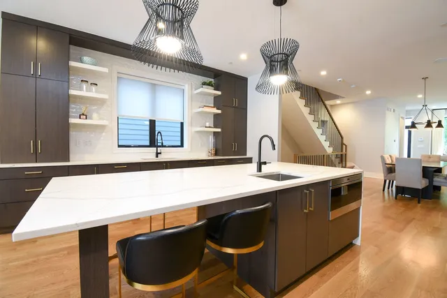 $2,345,000 | 3644 North Bosworth Avenue, Chicago, IL 60613