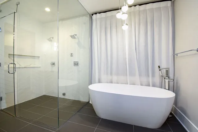 $2,345,000 | 3644 North Bosworth Avenue, Chicago, IL 60613