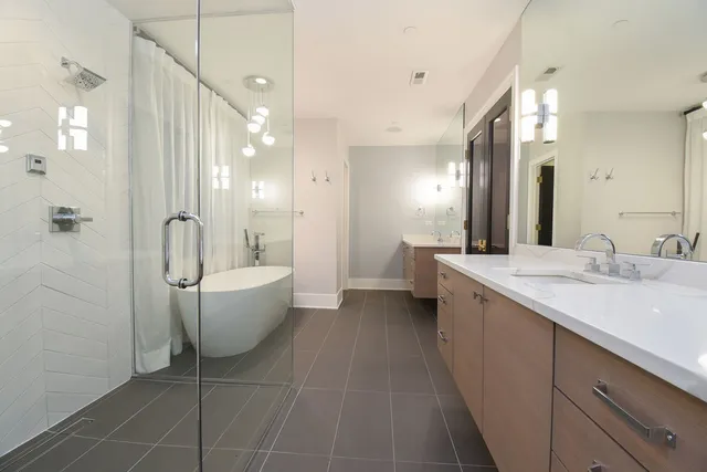 $2,345,000 | 3644 North Bosworth Avenue, Chicago, IL 60613