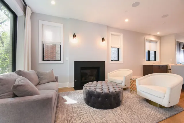 $2,345,000 | 3644 North Bosworth Avenue, Chicago, IL 60613