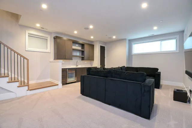 $2,345,000 | 3644 North Bosworth Avenue, Chicago, IL 60613